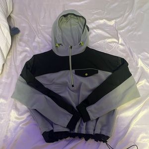 women’s athleata sweatshirt